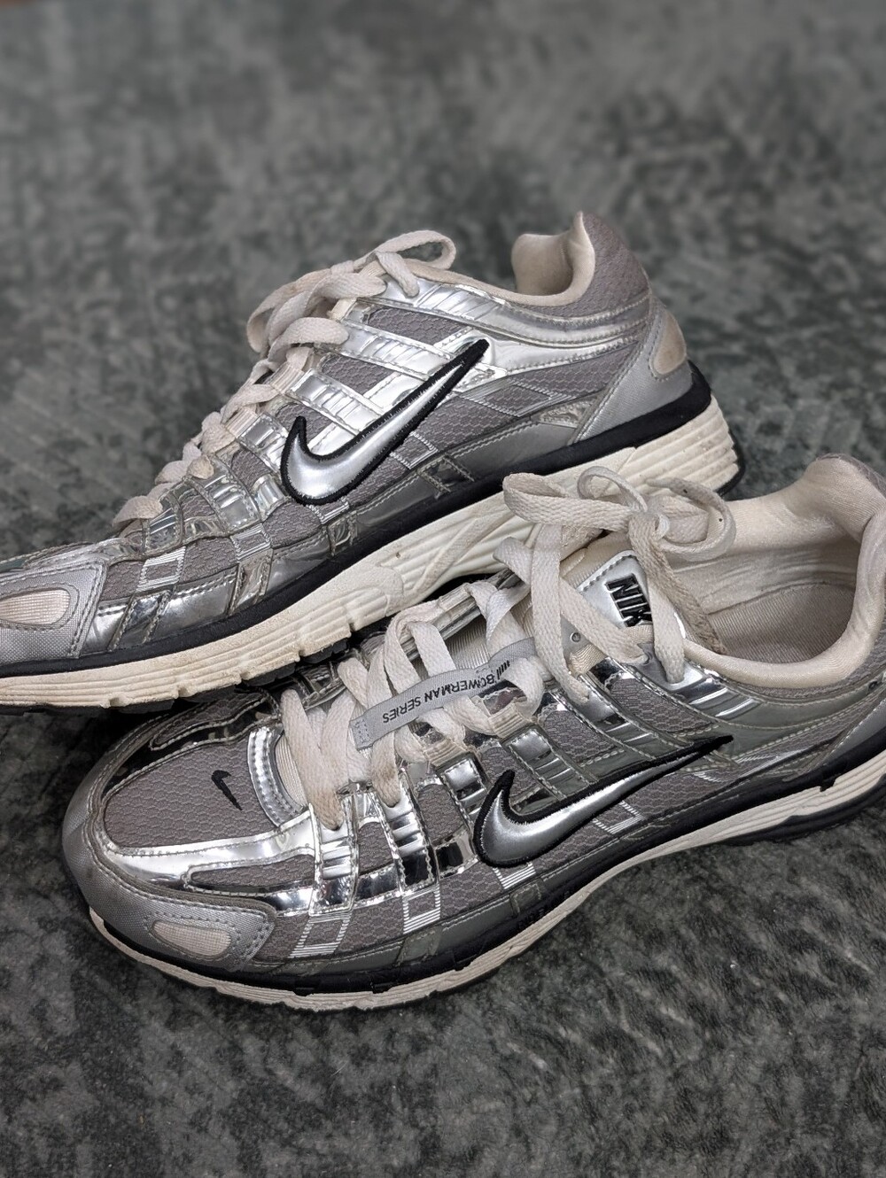 Nike P-6000 Mens Sz 10 Metallic Silver Black White Running Shoes CN0149-001